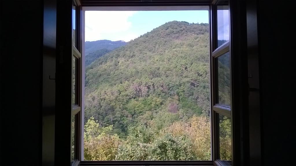Il Borgo Di Pegui Bolano Exterior foto